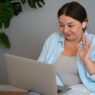 Como o atendimento psicológico online ajuda brasileiros no exterior - Fernanda Felisbino - Psicóloga